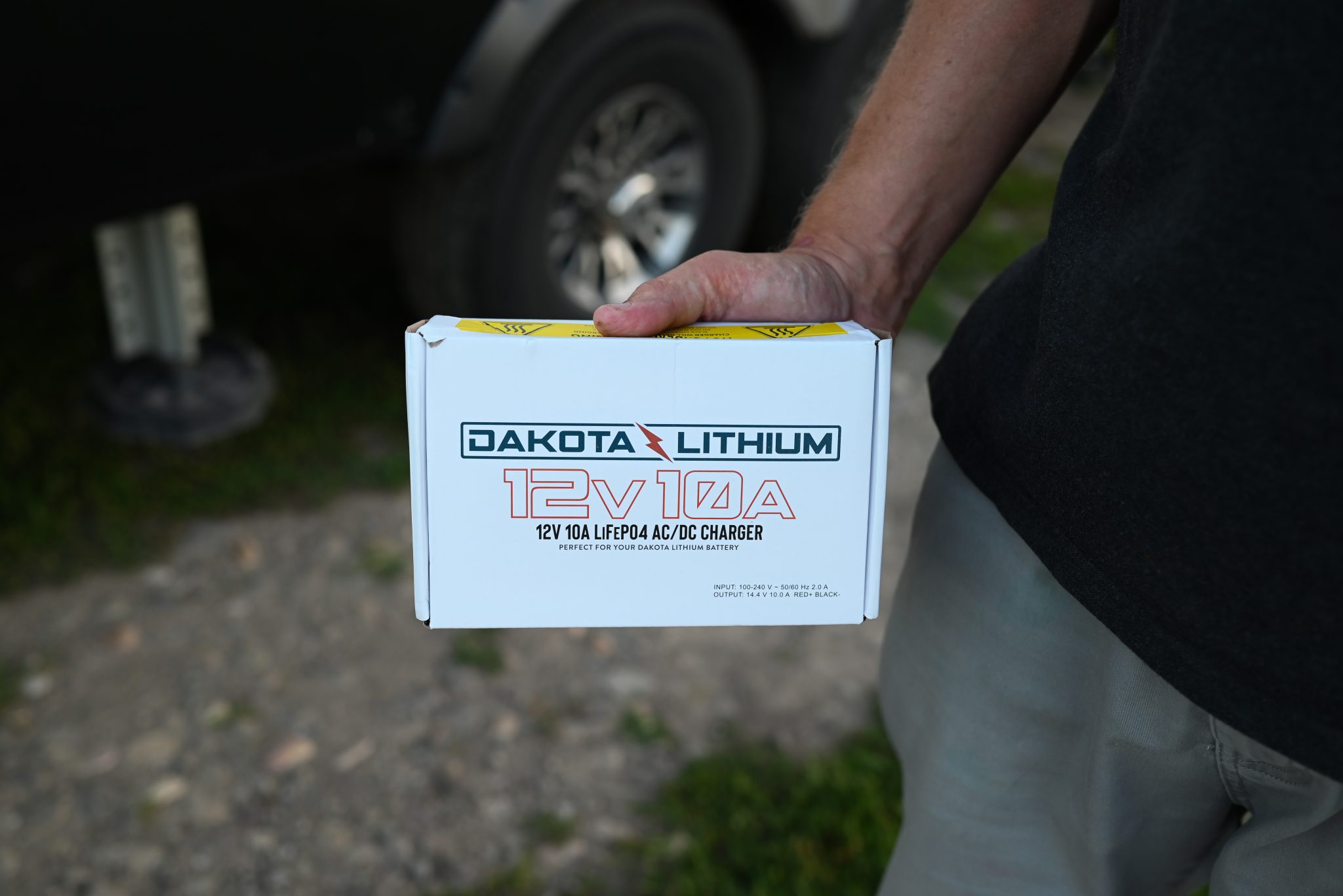 12 volt lithium battery chargers
