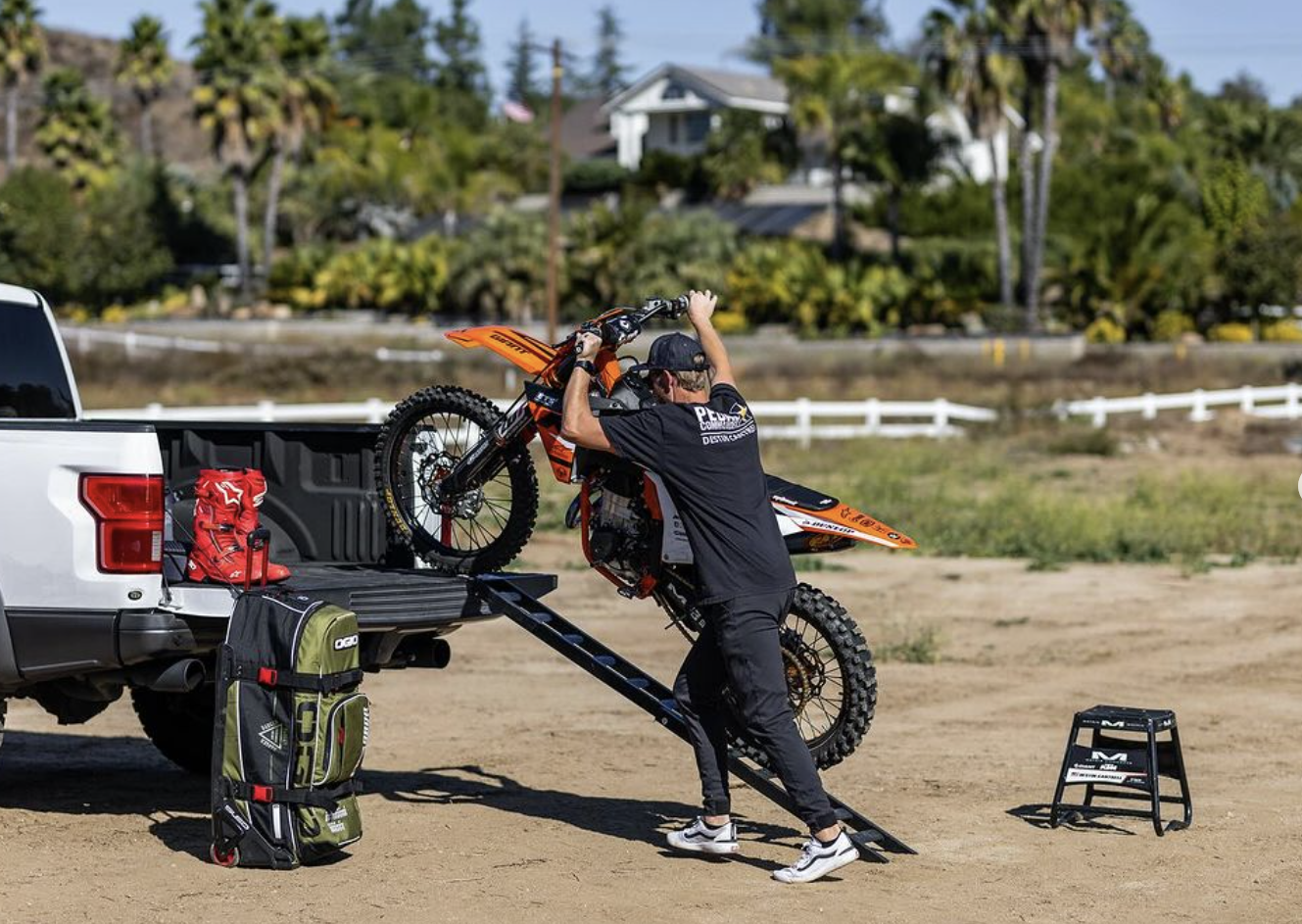 Dakota Lithium Motorcycle Batteries