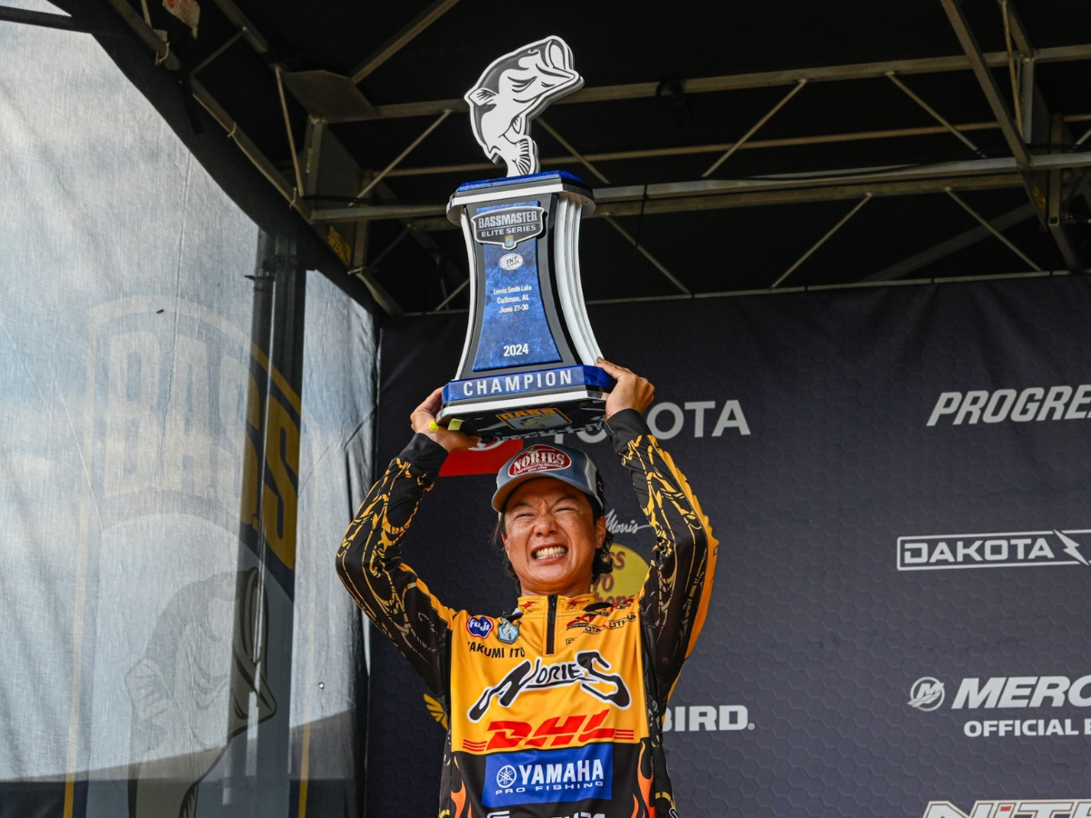 Dakota Lithium Pro Taku Ito Takes Home His Second Blue Trophy